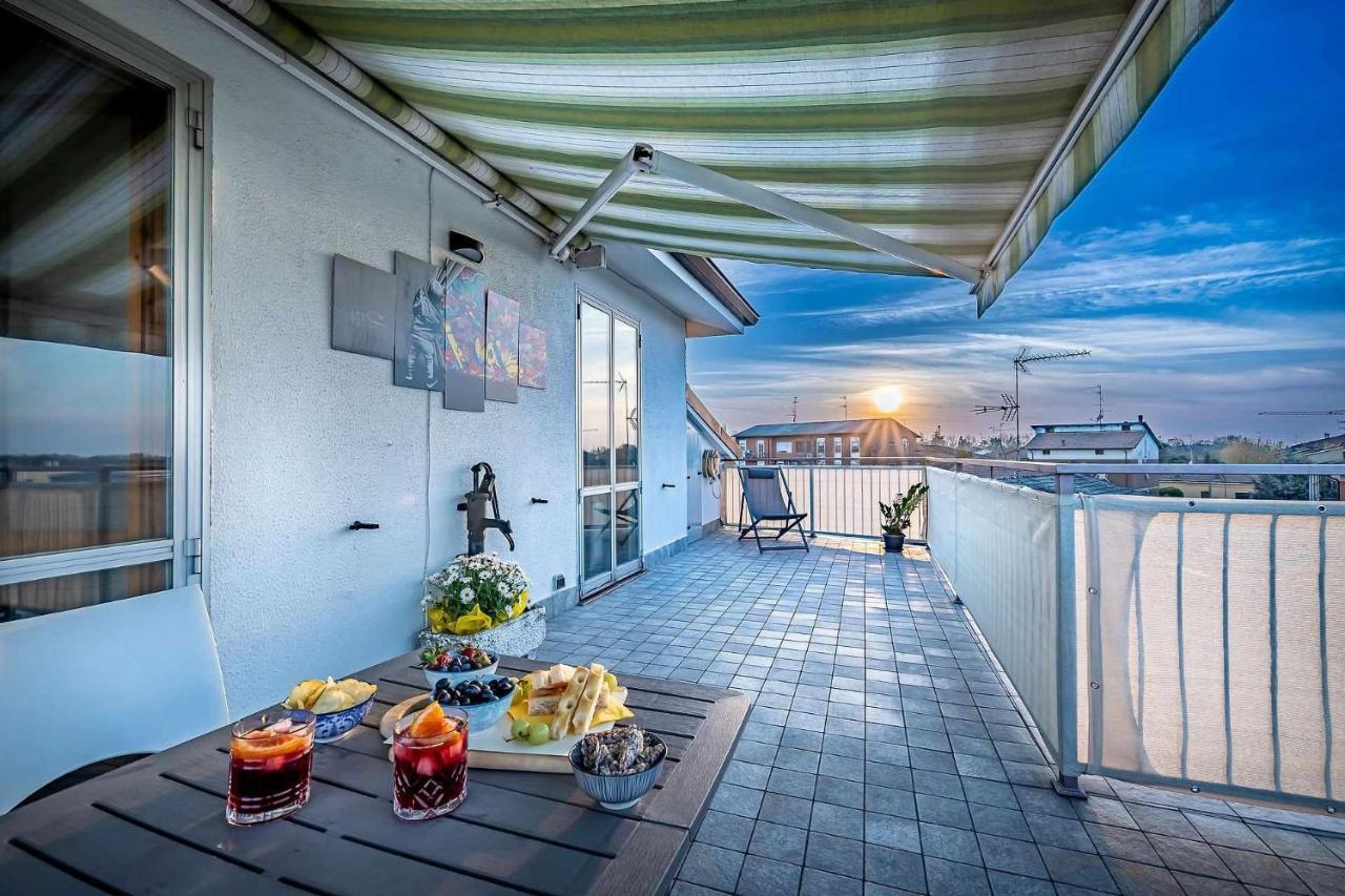 Il Terrazzo Sul Tramonto Apartment Bastiglia Luaran gambar